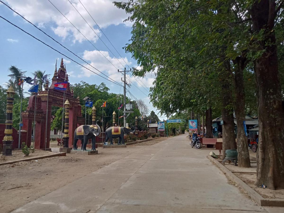 Tonle Mekong Homestay Krong Kracheh Extérieur photo
